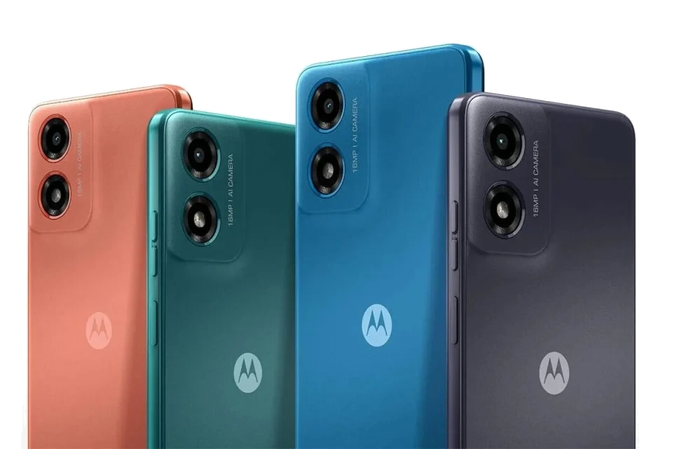 Motorola Moto G04s — Vista Trasera Oficial
