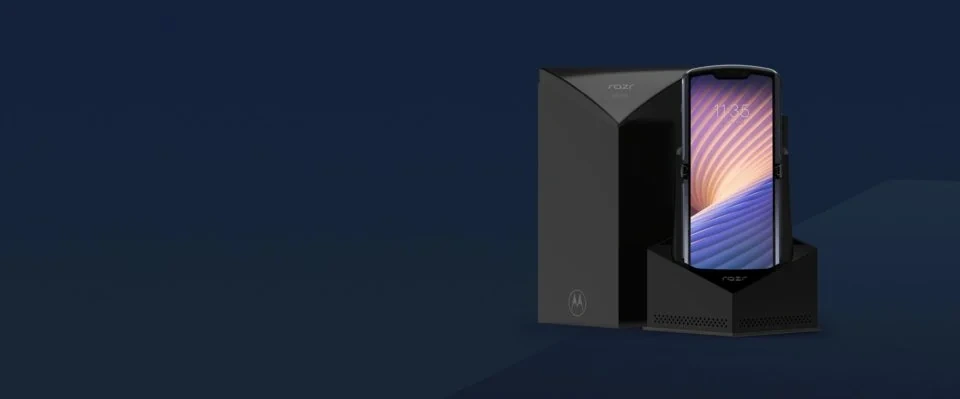 Motorola Razr 5G — Vista Trasera Oficial