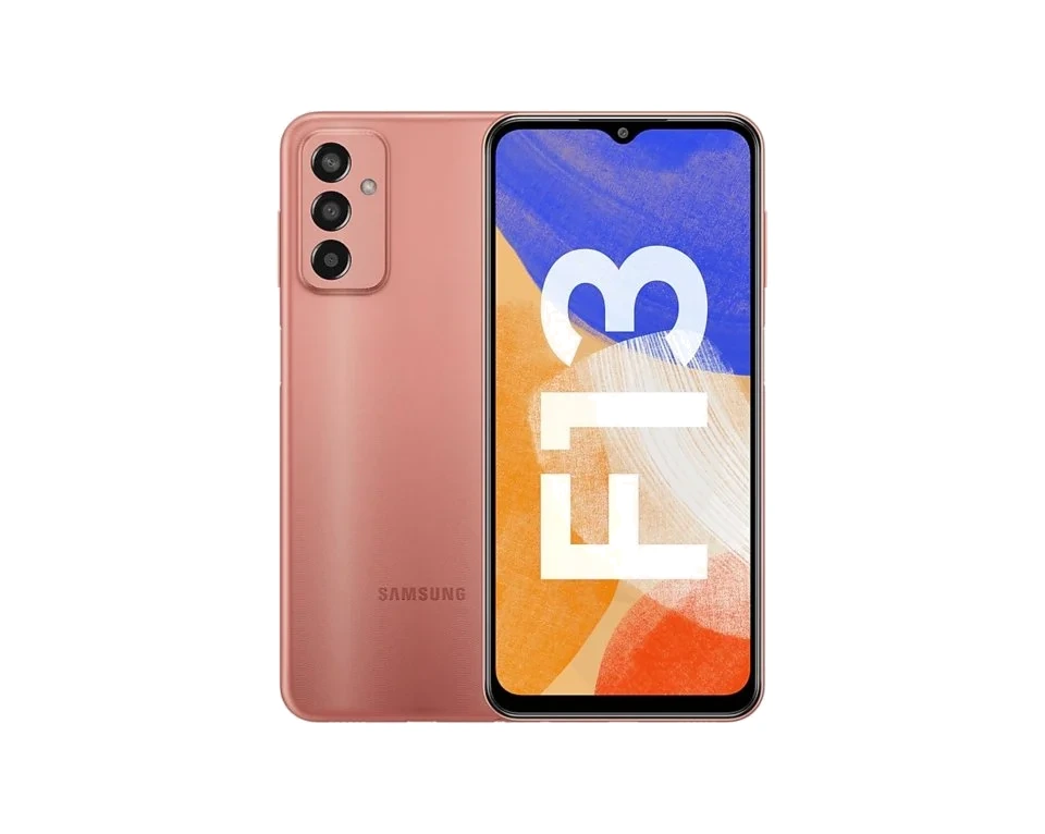 Samsung Galaxy F13 — Perspectiva de Estudio