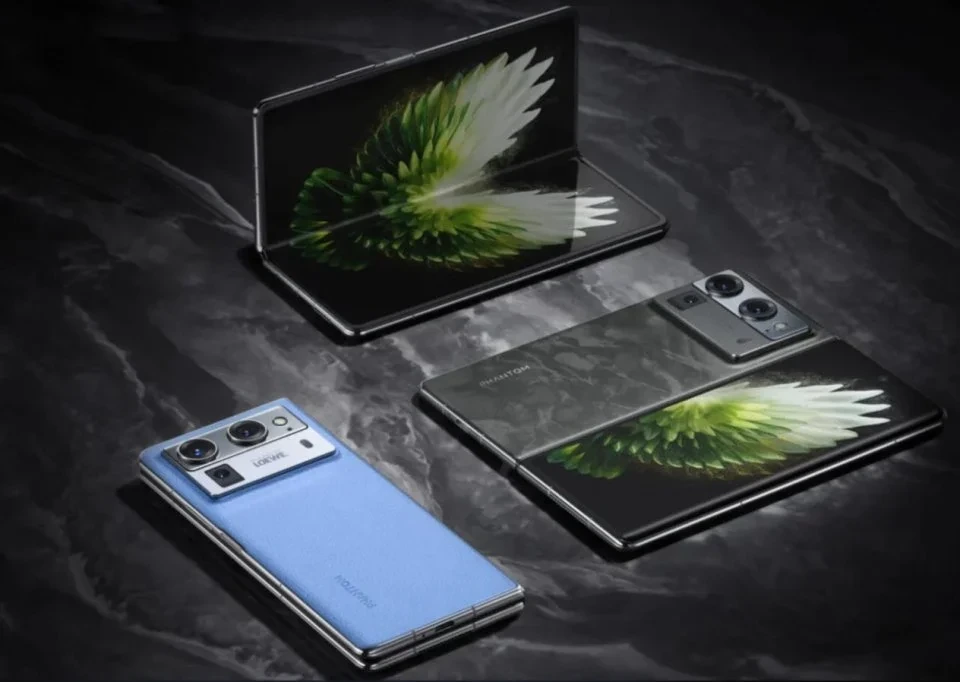 Tecno Phantom V Fold2 5G — Perspectiva Alternativa