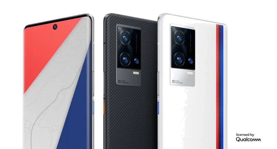 vivo iQOO 8 Pro — Vista Trasera Oficial