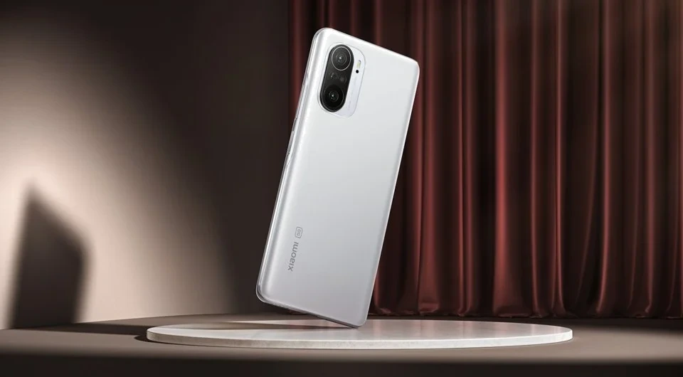 Xiaomi MI 11i — Acabado Oficial