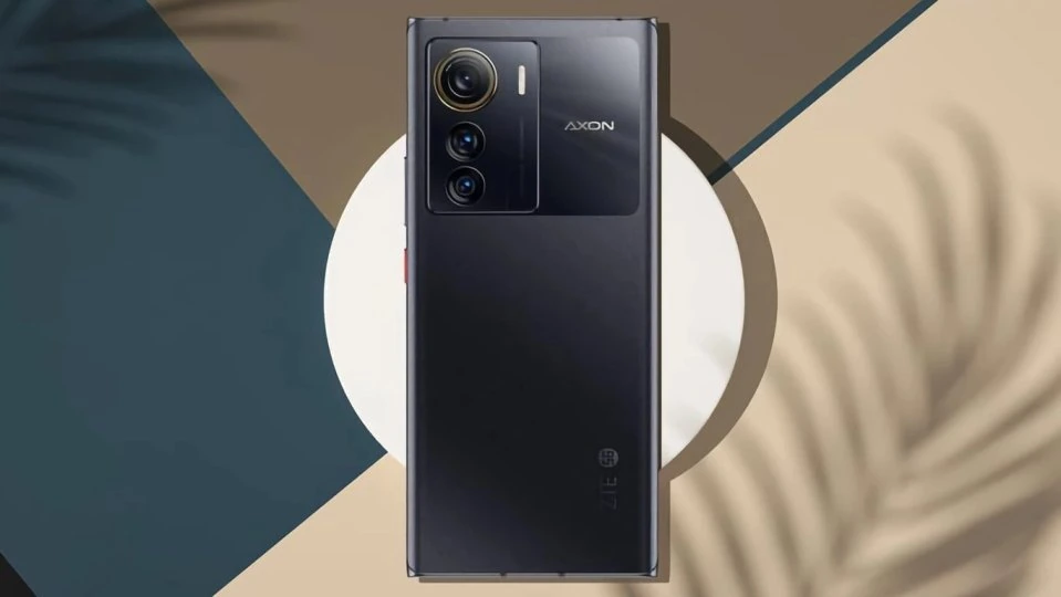 ZTE Axon 50 Ultra — Perspectiva de Estudio